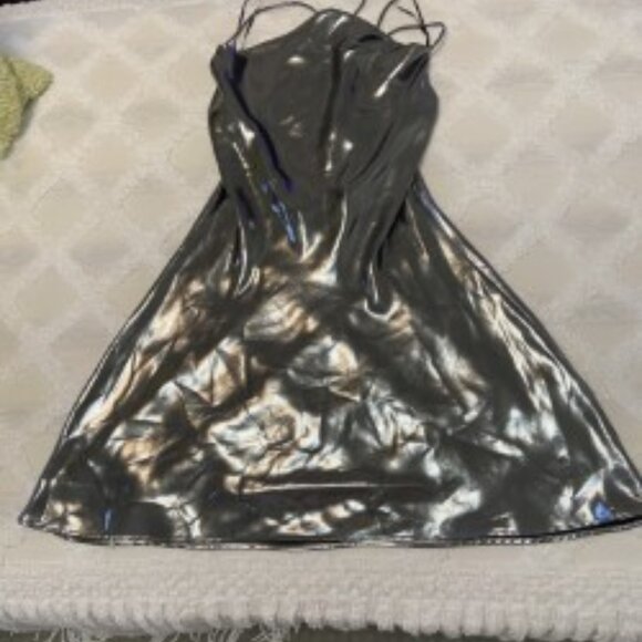 Party Dress - Picture 9 of 9